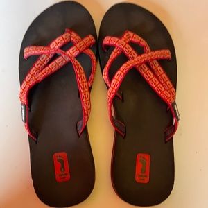 Teva mush sandals